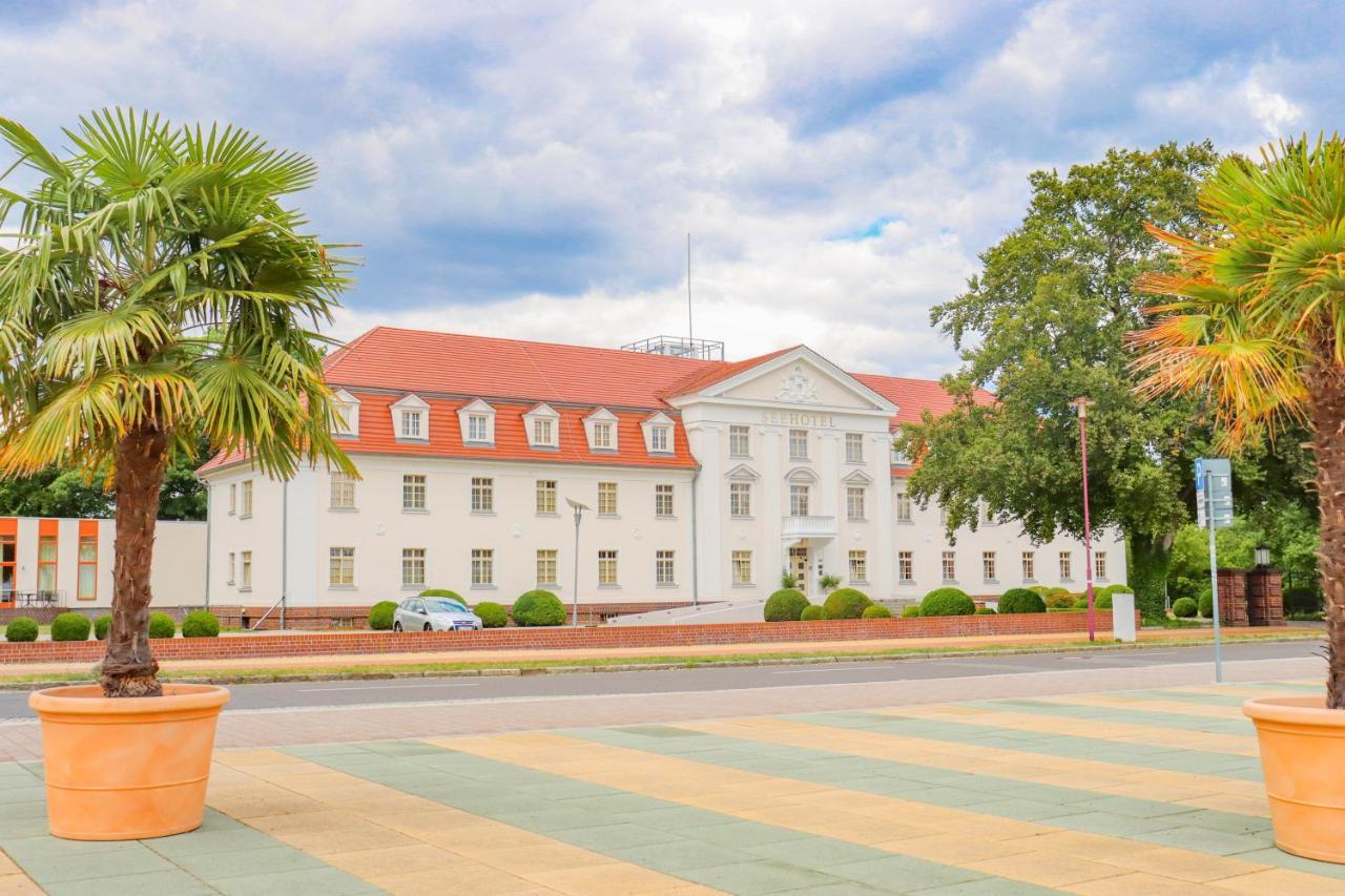 Seehotel Grossraeschen Exterior photo