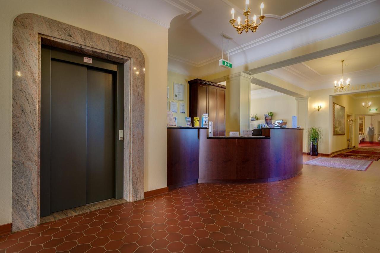 Seehotel Grossraeschen Exterior photo